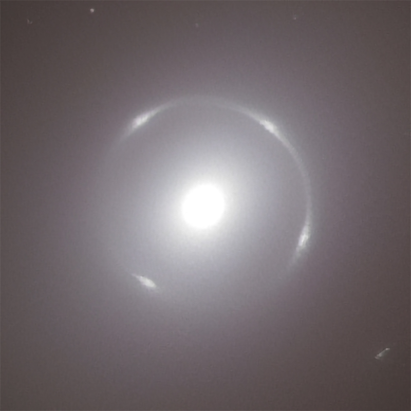 Einstein_ring_around_galaxy_NGC_6505